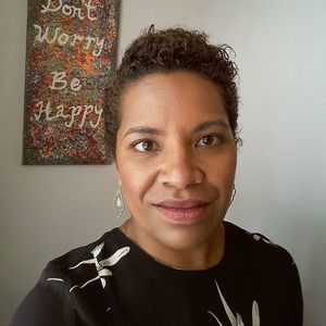 Meet your Posher, Esther